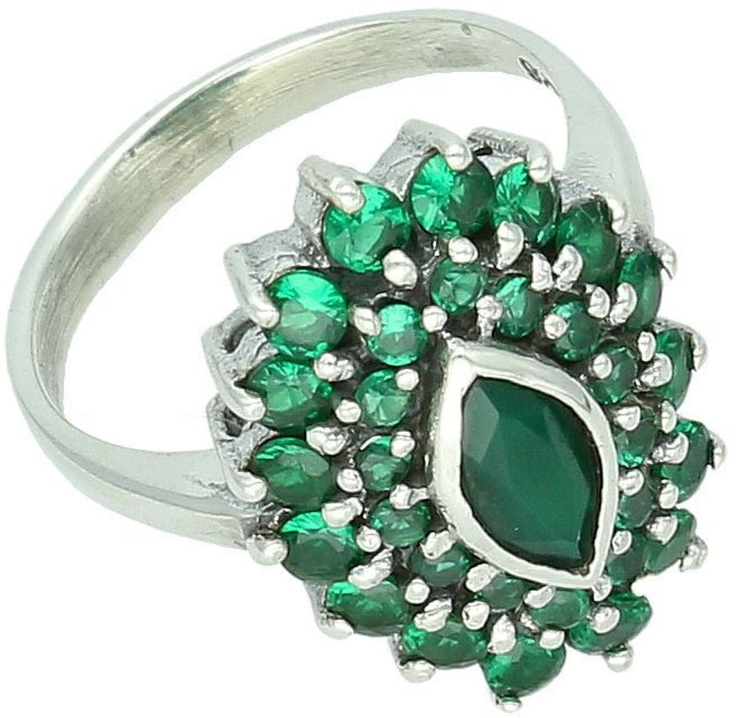 Srebrny pierścionek z dużym owalnym elementem ozdobionym zielonymi cyrkoniami. Ag 925, 4,20 g, szyna 3 mm. Idealny dodatek do eleganckich stylizacji.1.jpg