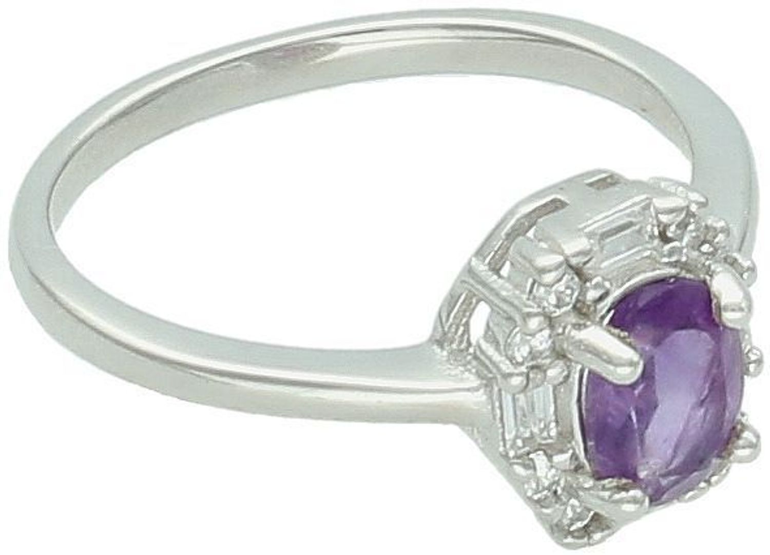 Pierścionek damski srebrny próby 925 z owalnym ametystem i cyrkoniami. Wielkość ozdoby 9 mm x 1,0 cm, waga 2,76 g, rozmiar 17. Model DIA-PRS-13085-925 – elegancja i blask.1.jpg