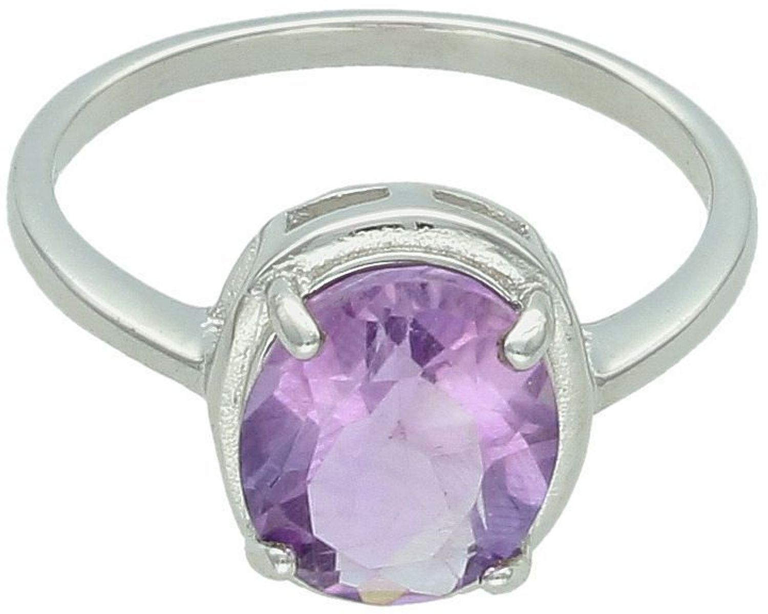 Pierścionek damski srebrny z owalnym ametystem. Waga 3,25 g, rozmiar kamienia 1,3 x 1,1 cm, szyna 2 mm. Model DIA-PRS-13086-925. Klasyczna elegancja i moc fioletu.1.jpg