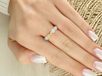 Pierścionek z morganitem – srebro 925 pozłacane 24K, fasetowane kamienie naturalne, elastyczna żyłka.jpg