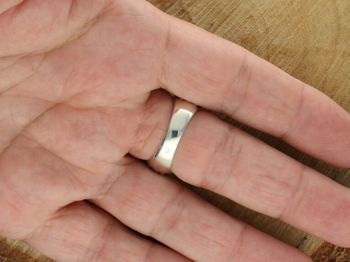 Męski srebrny sygnet Harley-Davidson 925 DIA-PRS-13962-925. Waga 12,16 g, szerokość 1,7 cm, dolna szyna 5 mm. Wyrazisty pierścionek dla pasjonatów wolności i motocykli. Styl rockowy i premiu6.jpg