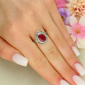 Srebrny pierścionek 925 z rubinem i markazytami – elegancja w stylu vintage DIA-PRS-14107-925 (2).jpg