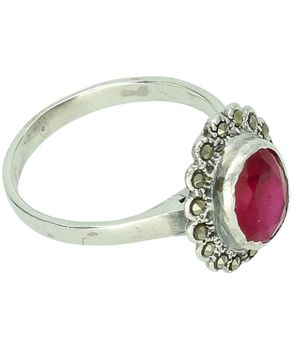 Srebrny pierścionek 925aa z rubinem i markazytami – styl vintage, szeroka forma DIA-PRS-14111-925 (2).jpg