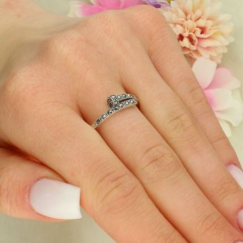 Srebrny pierścionek gwóźdź 925 z markazytami i czarnymi cyrkoniami – nowoczesna elegancja (3).jpg