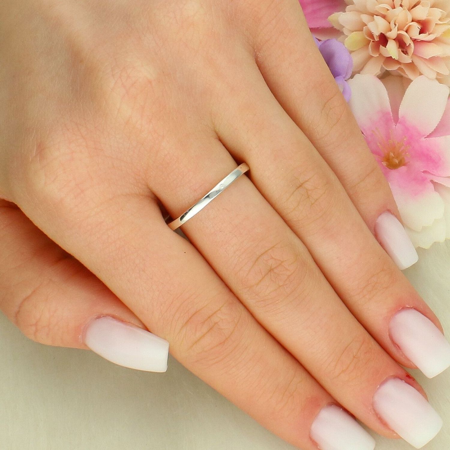 Srebrny pierścionek gwóźdź 925 z markazytami i czarnymi cyrkoniami – nowoczesna elegancjad.jpg