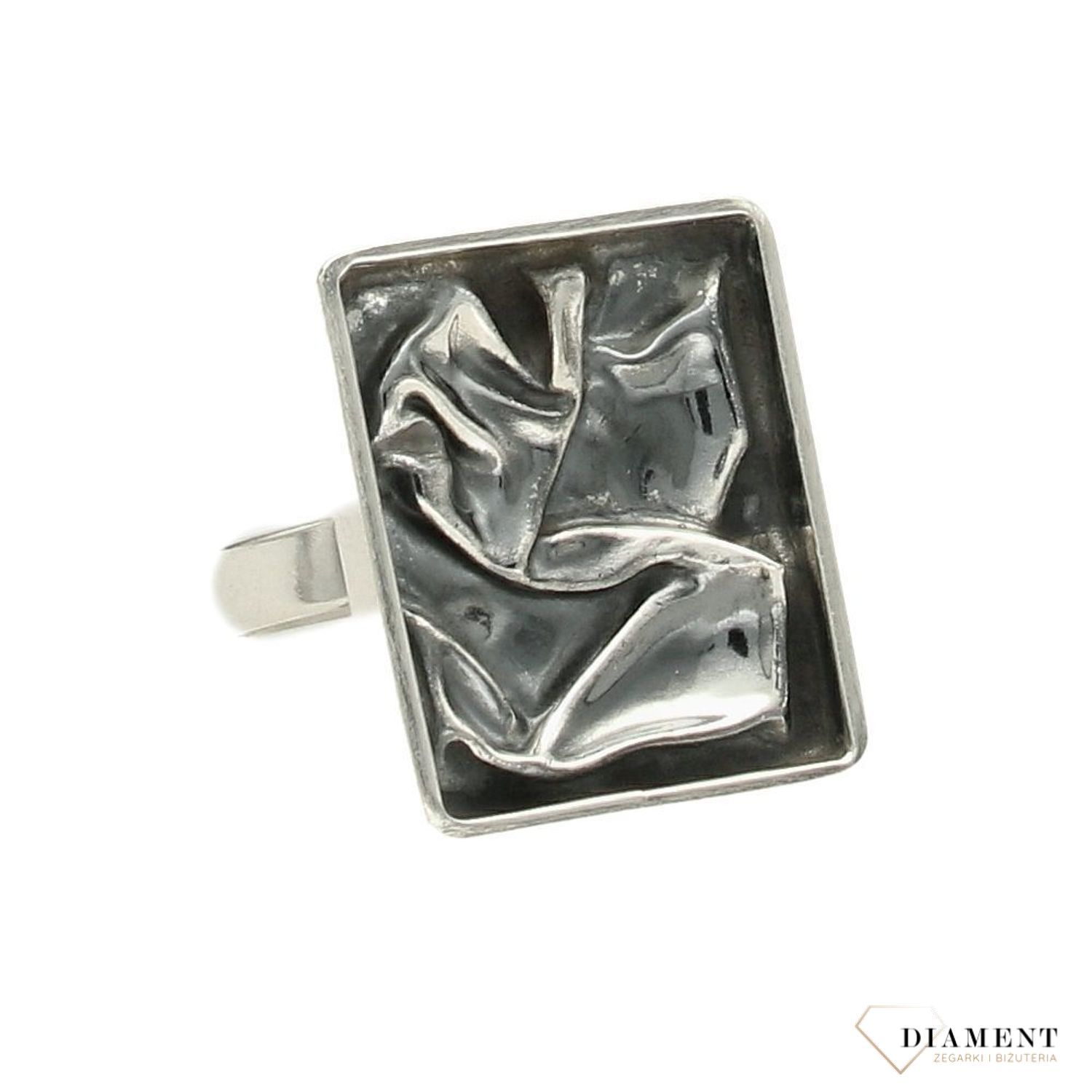 Srebrny pierścionek z gniecionej blaszki DIA-PRS-1717-925.jpg