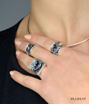 Srebrny pierścionek 925 gnieciona blaszka DIA-PRS-1718-925. Srebrny pierścionek z efektownym motywem gniecionej blaszki (1).JPG