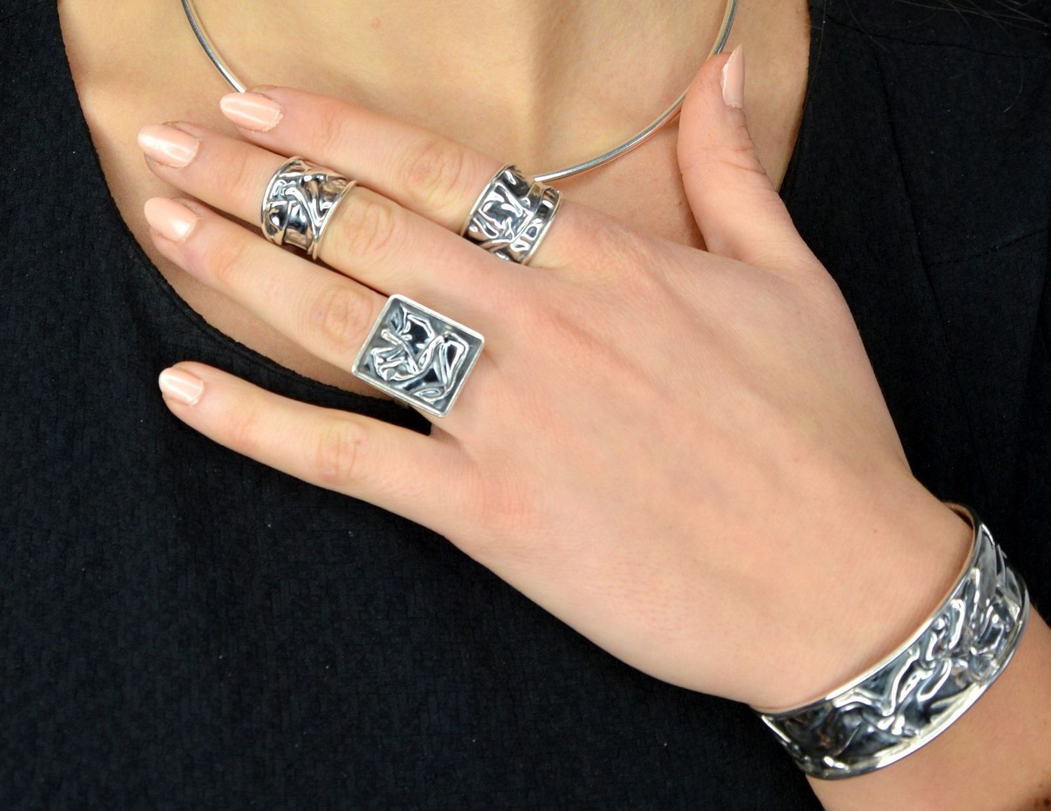 Srebrny pierścionek 925 gnieciona blaszka DIA-PRS-1718-925.jpg