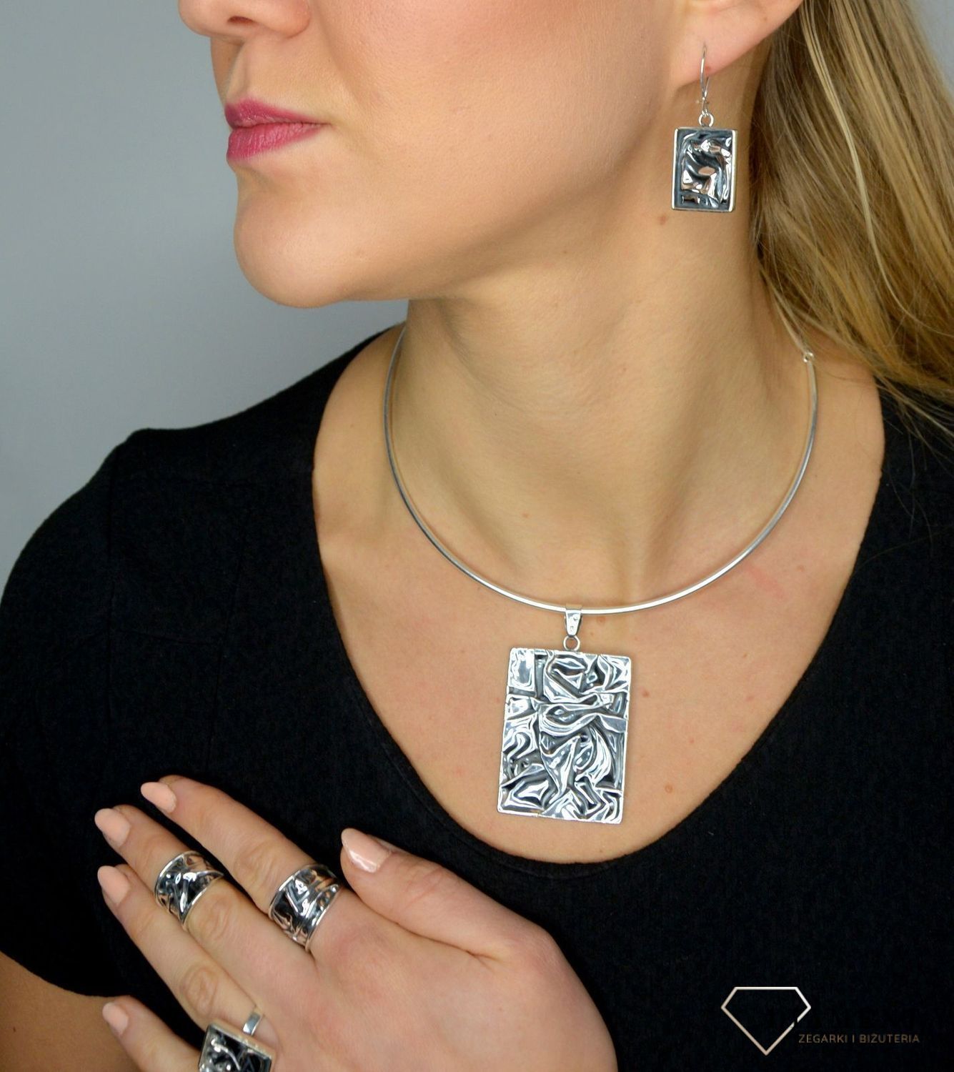 Srebrny pierścionek 925 gnieciona blaszka DIA-PRS-1718-925.jpg