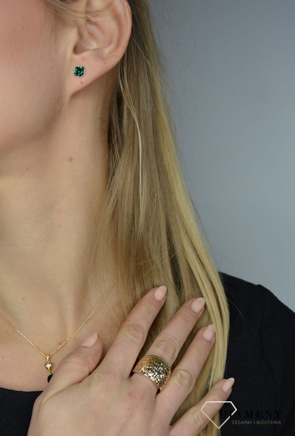 Szeroki pierścionek złoty 'Blask uczuć' DIA-PRS-1722-585  to piękny szeroki pierścionek wykonany ze złota. v.jpg