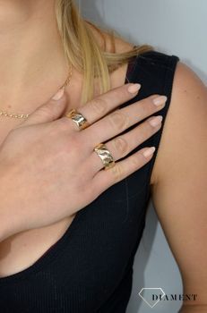 Złoty pierścionek szeroki 585 piękna grawerowana pancerka DIA-PRS-1724-585 💎 Złoty pierścionek o nowoczesnym wyglądzie  (1).JPG