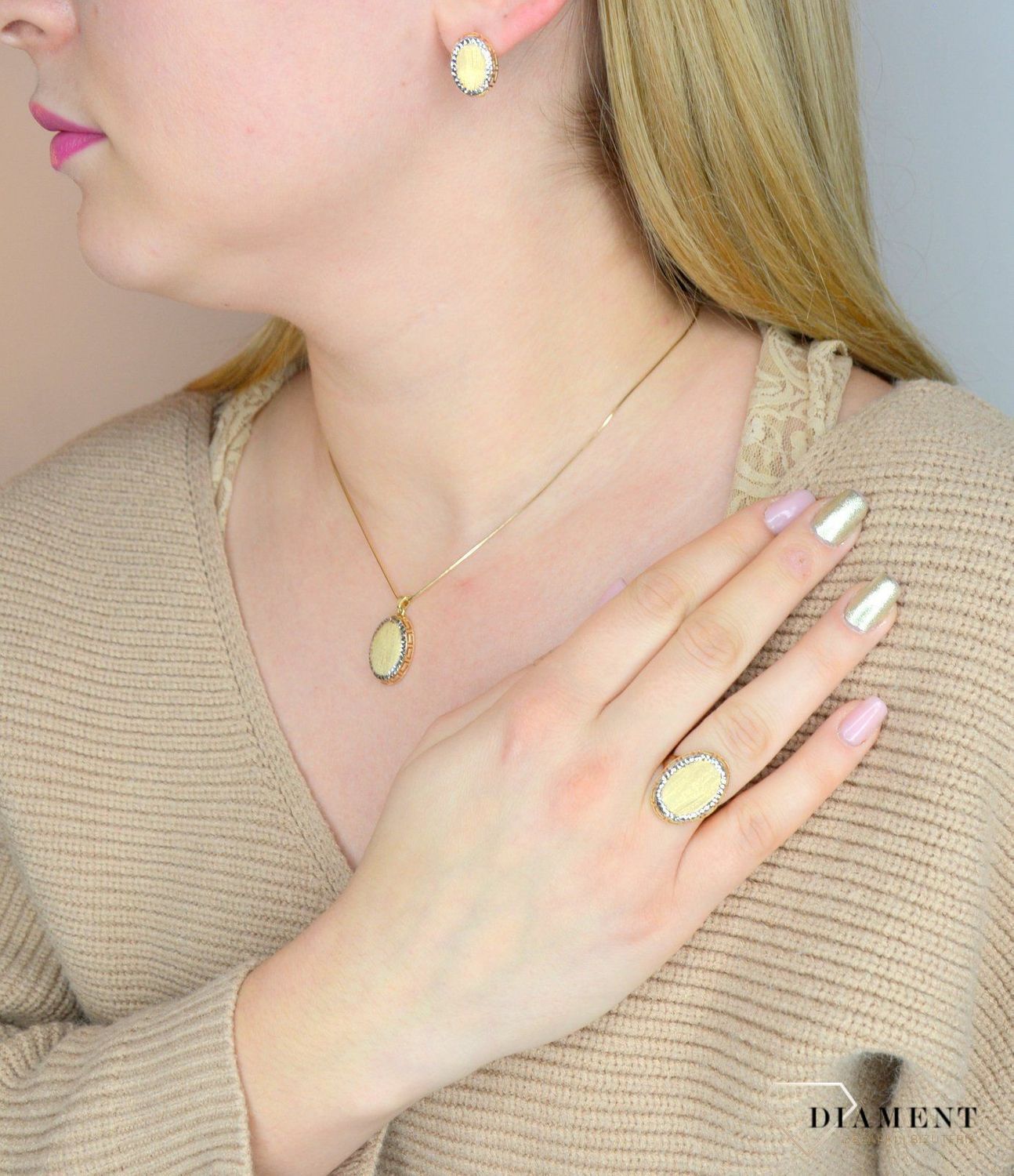 Złoty pierścionek 585 owalna 'Droga grecka' DIA-PRS-1738-585.jpg