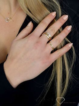 Szeroki złoty pierścionek 585 plecionka z cyrkoniami DIA-PRS-1777-585 💎 Złoty pierścionek wykonany z najwyższej jakości złota próby 585 💎 Złoty pierścionek (1).JPG