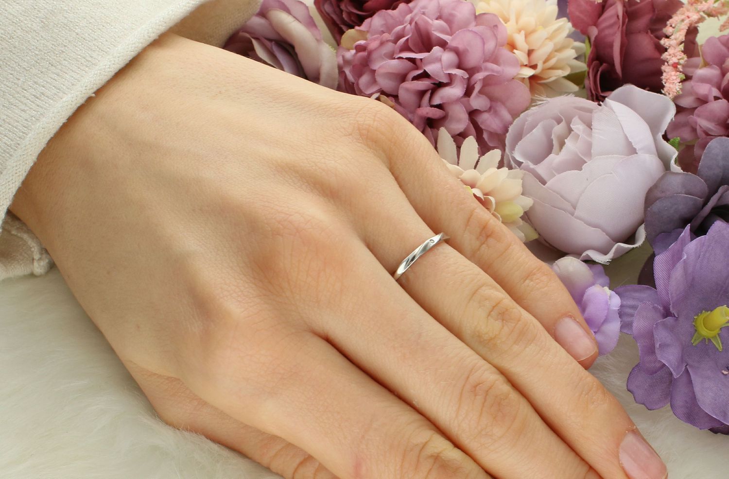 Pierścionek srebrny z cyrkonią DIA-PRS-1945-925   ✓Srebrny Pierścionek Damski w Sklepie z Biżuterią zegarki-diament.pl✓Piękne i Eleganckie Pierścionki dla Kobiet✓Prawdziwe Srebro✓Darmowa wysyłka✓1.jpg