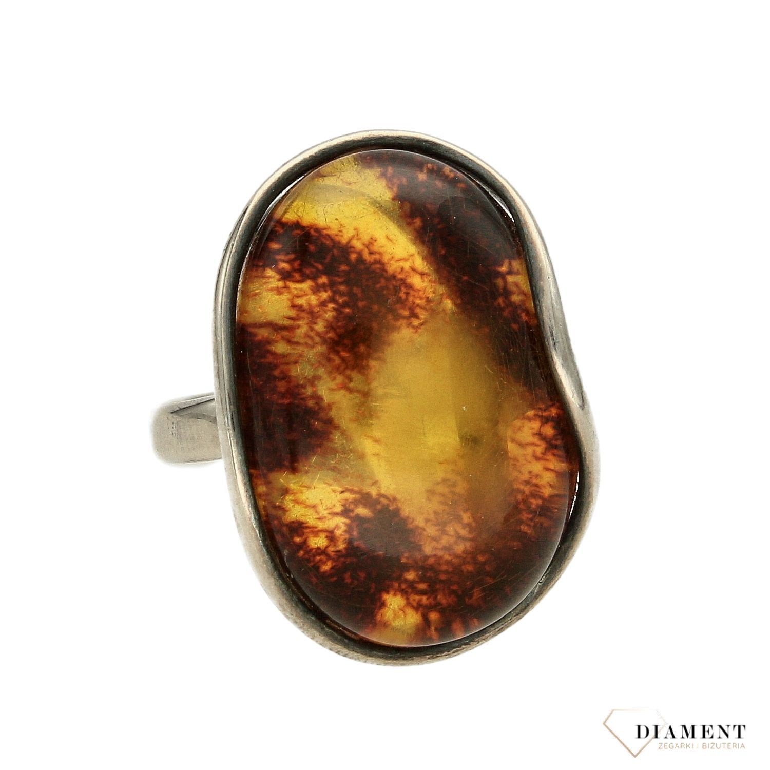 Srebrny pierścionek cieniowany bursztyn DIA-PRS-2419-925 (1).jpg