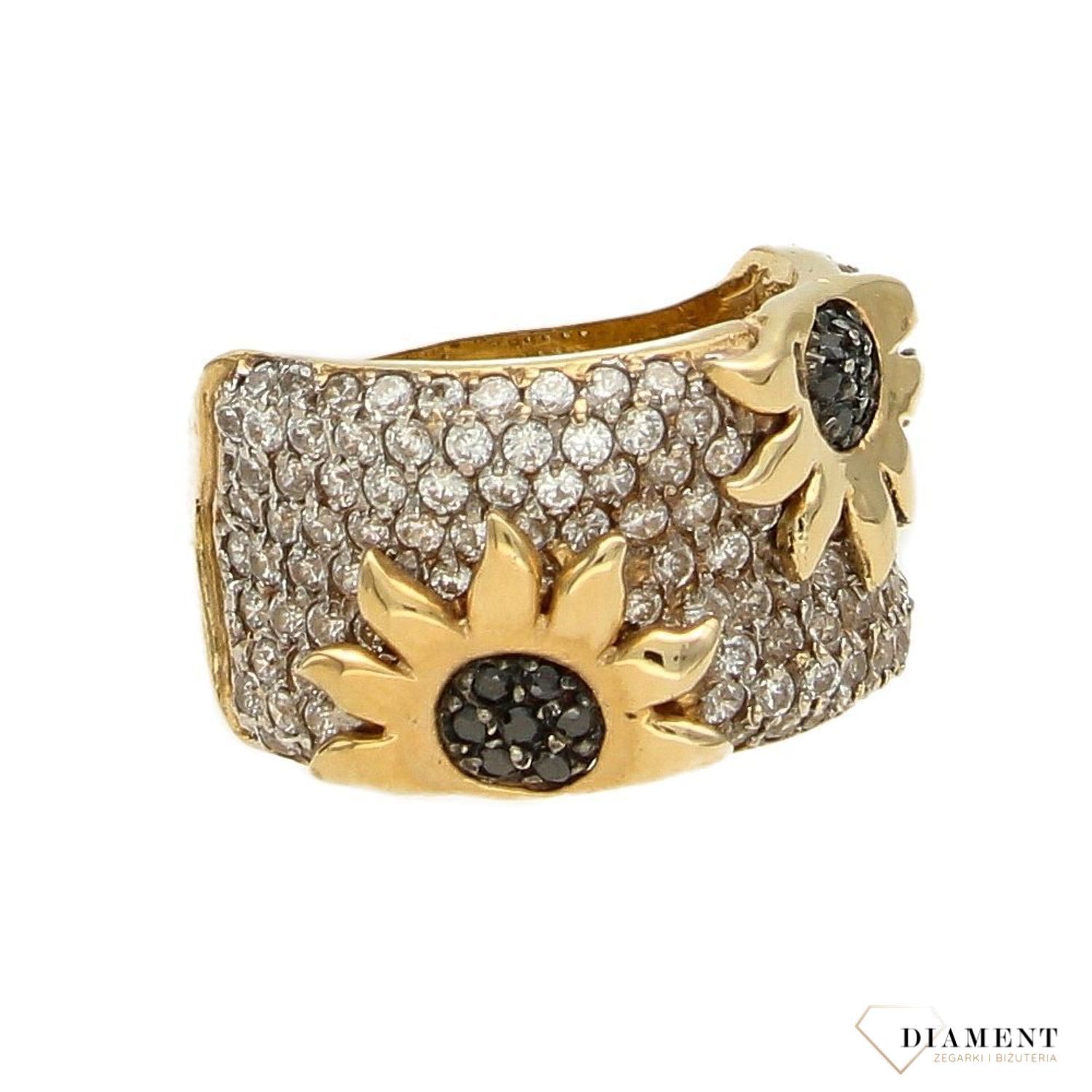 Pierścionek złoty 585 z cyrkoniami i kwiatami DIA-PRS-2578-585 Ponadczasowy wzór inspirowany ikonami sztuki jubilerskiej (1).jpg