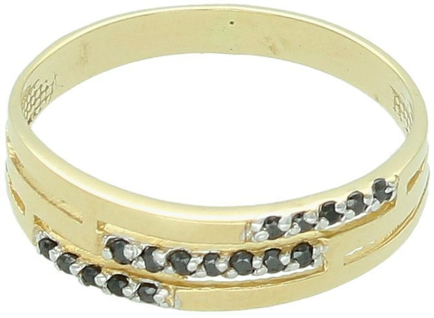 Złoty pierścionek obrączka z czarną cyrkonią 585. 3 szyny, rozmiar 15, waga 2,12g. Klasyka i nowoczesność w eleganckim wydaniu. Złoty pierścionek obrączka 585 z czarnymi cyrkoniami. 1.jpg