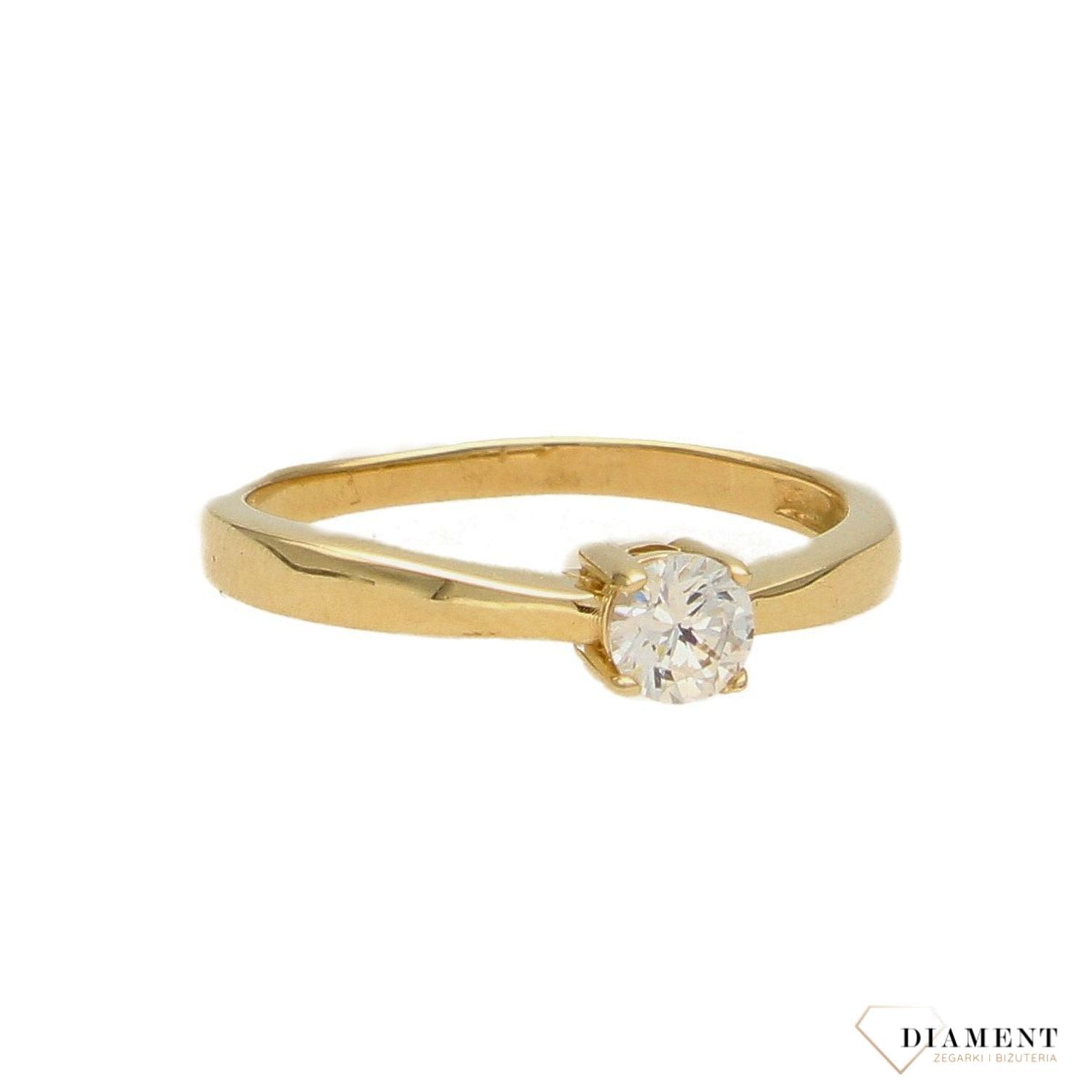 Złoty pierścionek 585 zaręczynowy DIA-PRS-2713-585.jpg
