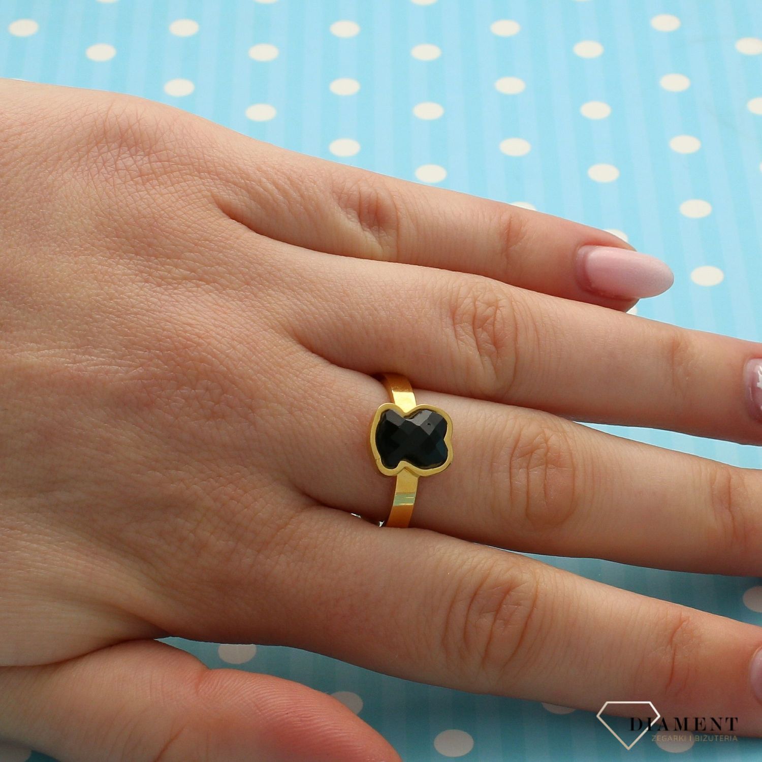 Stalowy pierścionek pozłacany z czarnym kryształowym misiem DIA-PRS-3326-STAL (2).jpg
