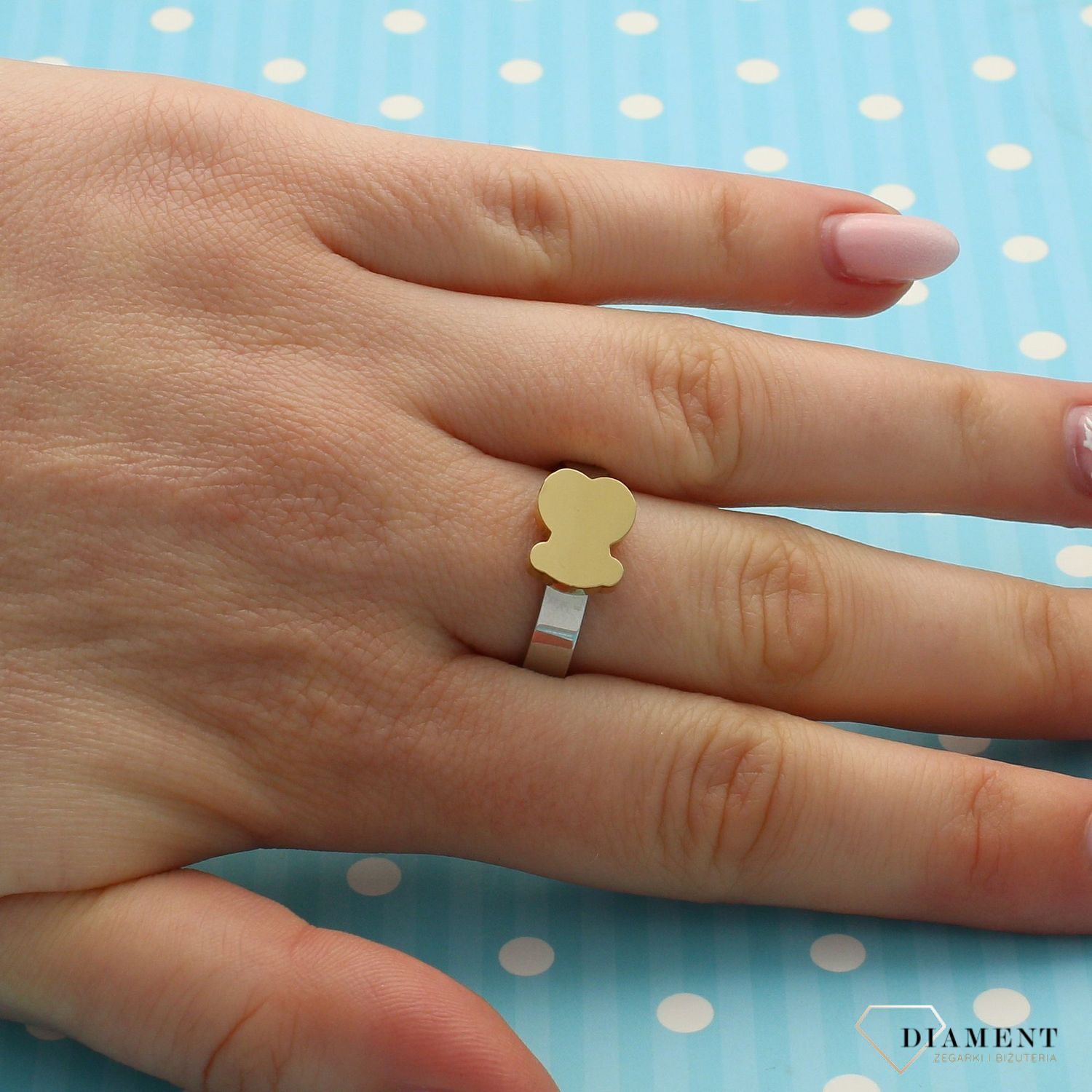 Stalowy pierścionek srebrna obrączka z pozłacanym misiem DIA-PRS-3330-STAL (2).jpg