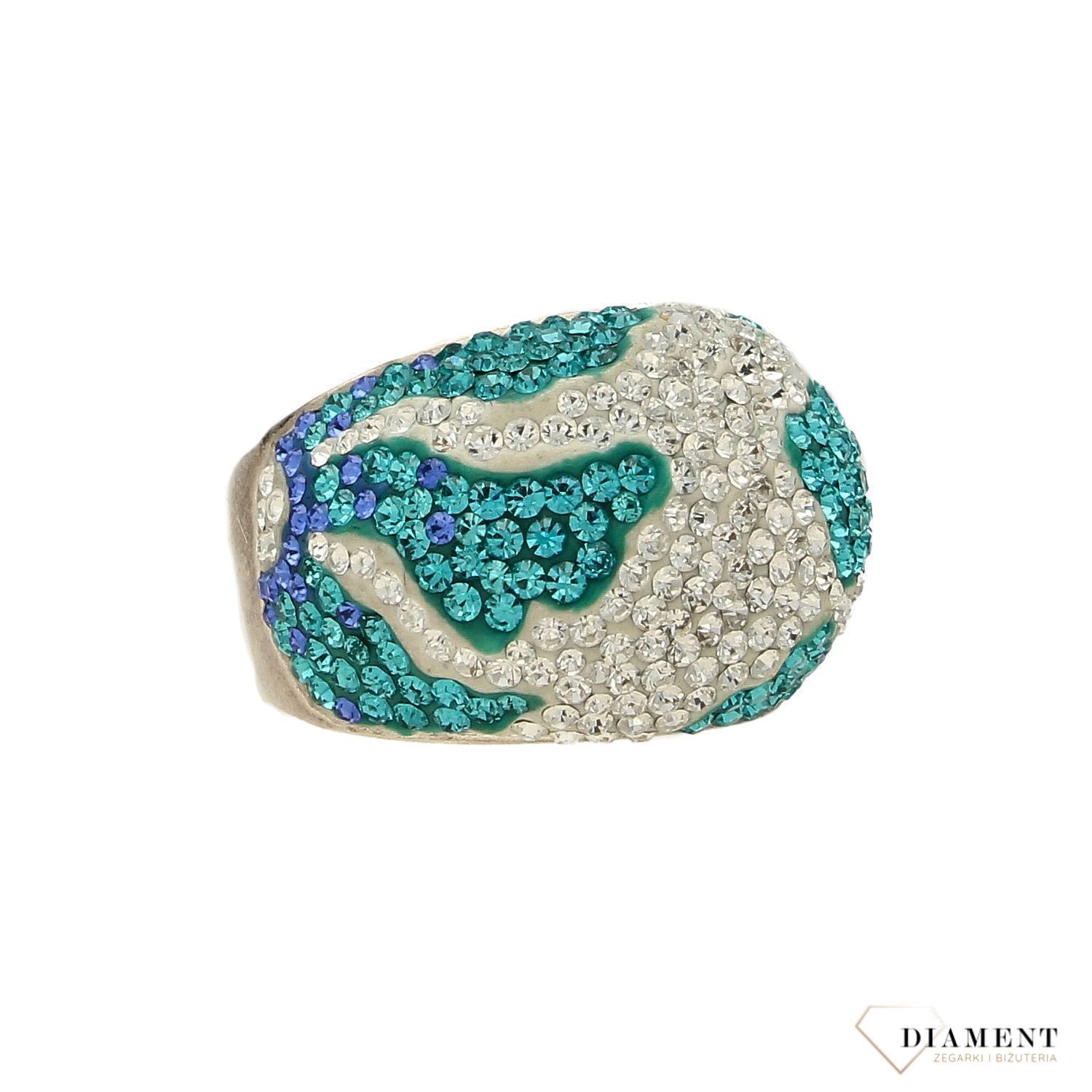 Szeroki, srebrny pierścionek ozdobiony kryształami Swarovskiego DIA-PRS-3376-925 (1).jpg