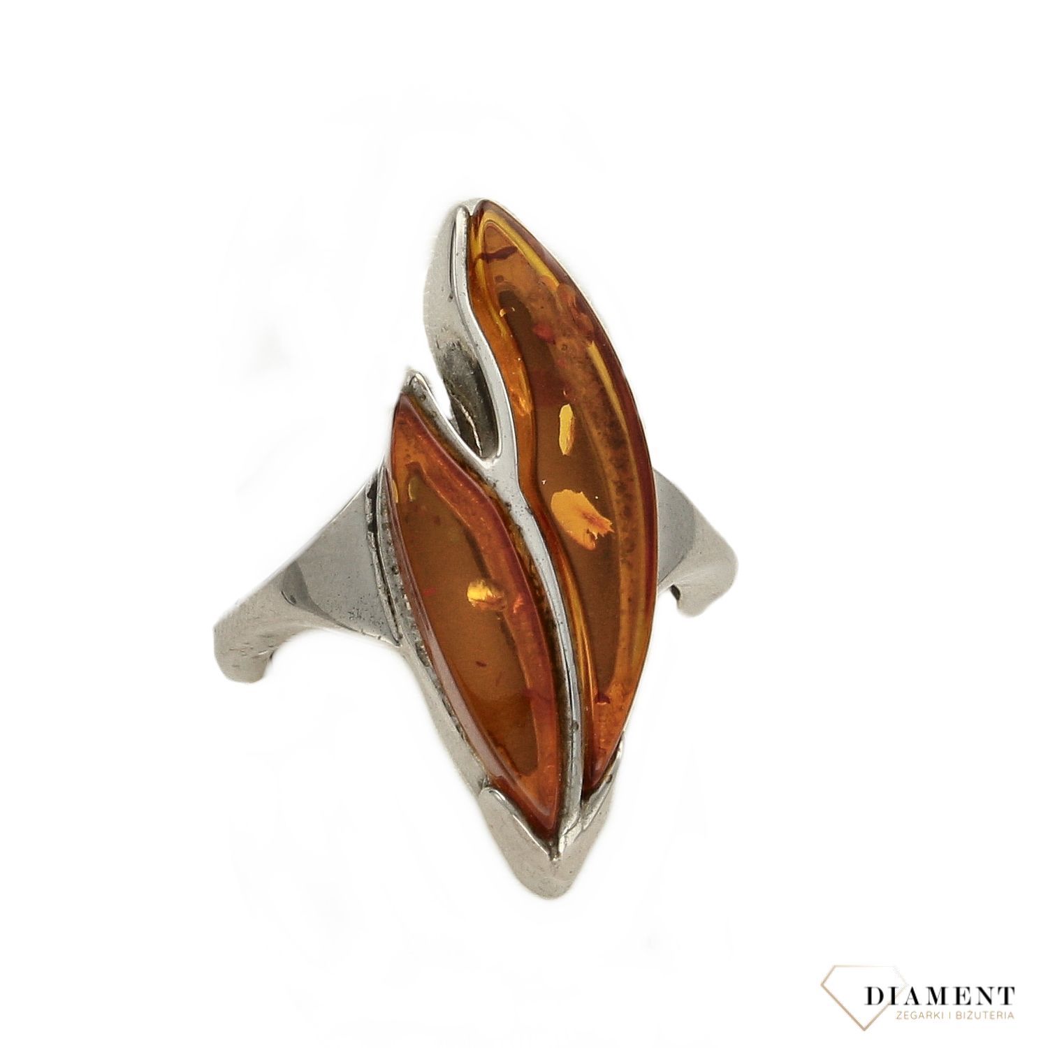 Srebrny pierścionek z bursztynem DIA-PRS-3386-925 (1).jpg