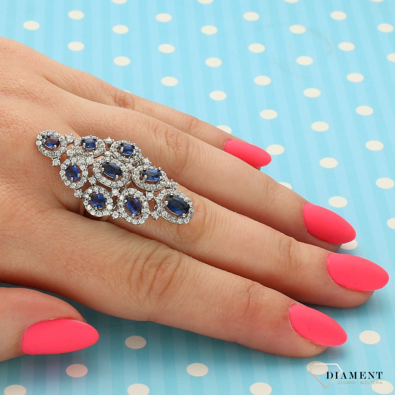 Srebrny pierścionek podłużny z niebieską cyrkonią DIA-PRS-3398-925 (1).jpg