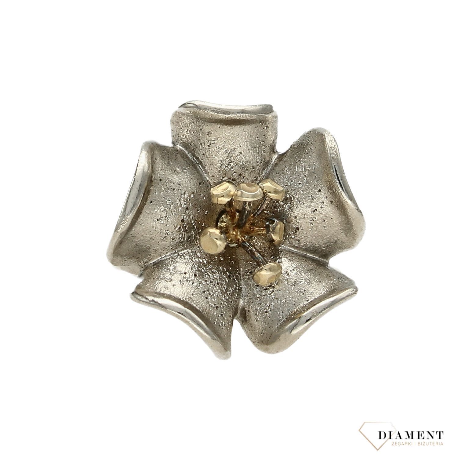 Srebrny pierścionek kwiatek z pozłacaniem DIA-PRS-3405-925 (1).jpg
