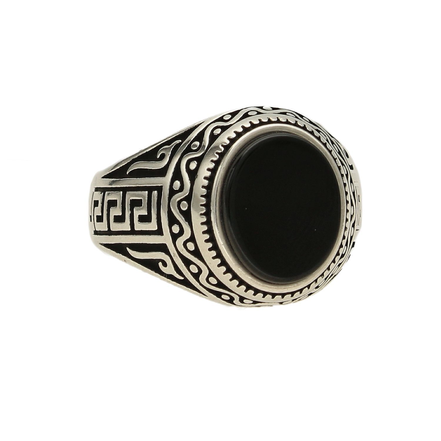 Srebrny sygnet z owalnym, czarnym oczkiem i motywem drogi greckiej DIA-PRS-3959-925 (1).jpg