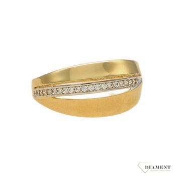 Złoty pierścionek 585 szeroki z pasmem cyrkonii DIA-PRS-4230-585 (1).jpg