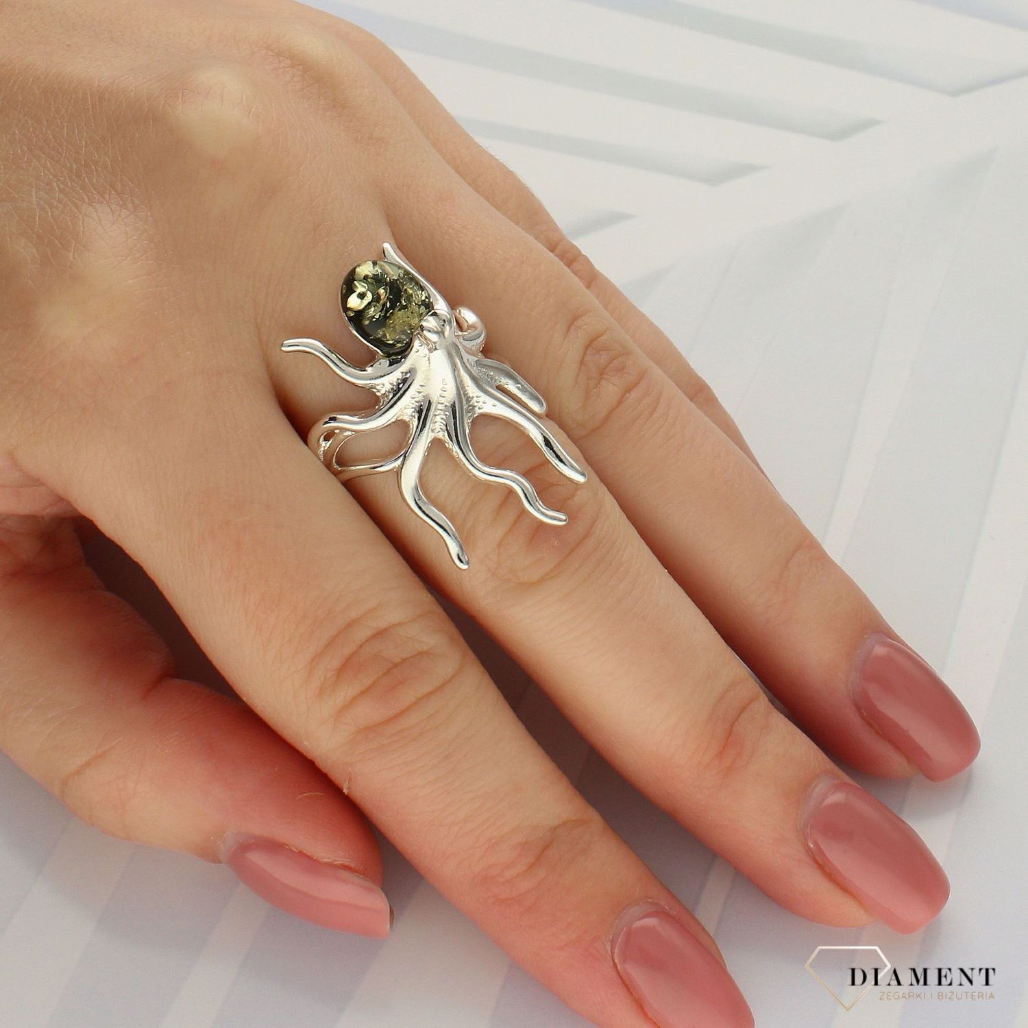 Srebrny pierścionek 925 'Bursztynowa ośmiornica' o zielonym odcieniu DIA-PRS-4512-925 (1).jpg