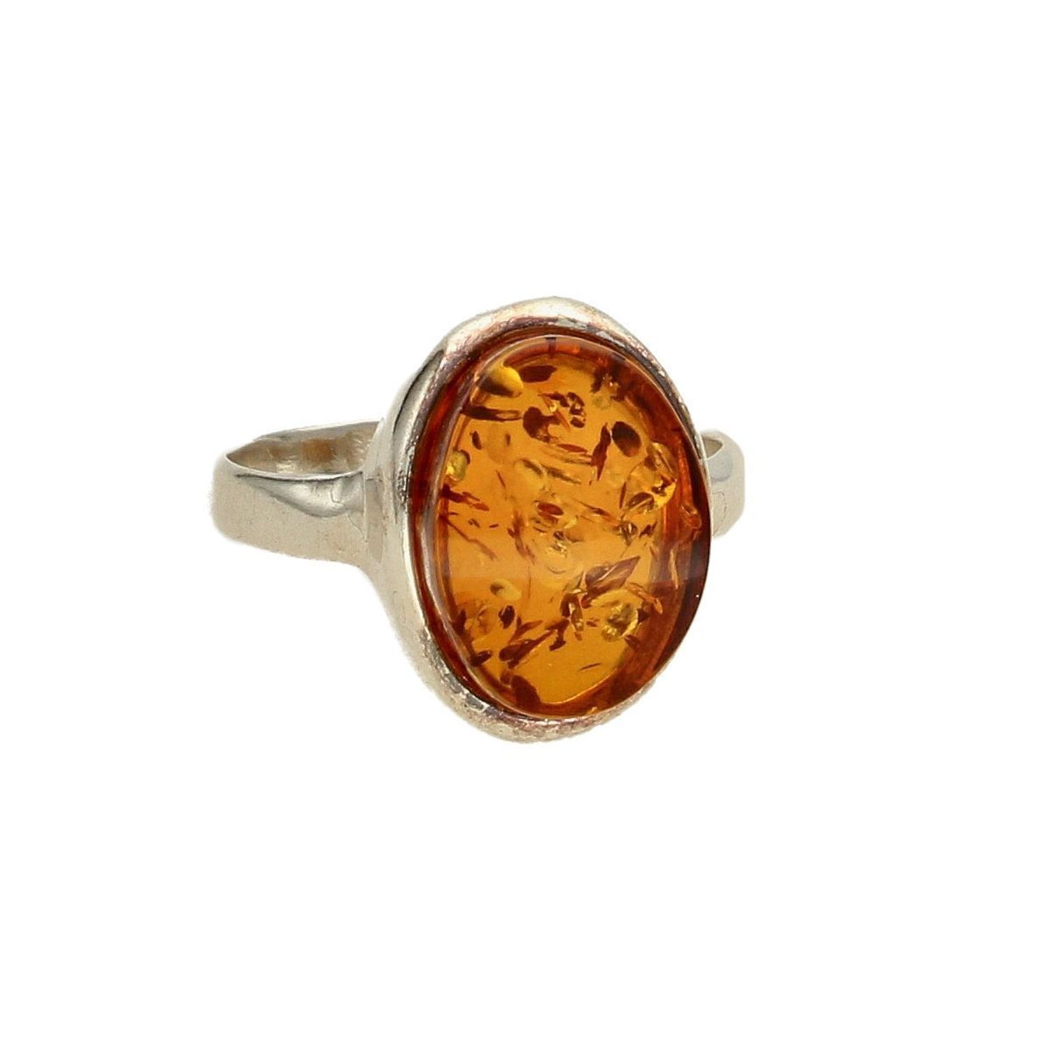 Srebrny pierścionek z okrągłym pięknym bursztynem DIA-PRS-4556-925 (1).jpg