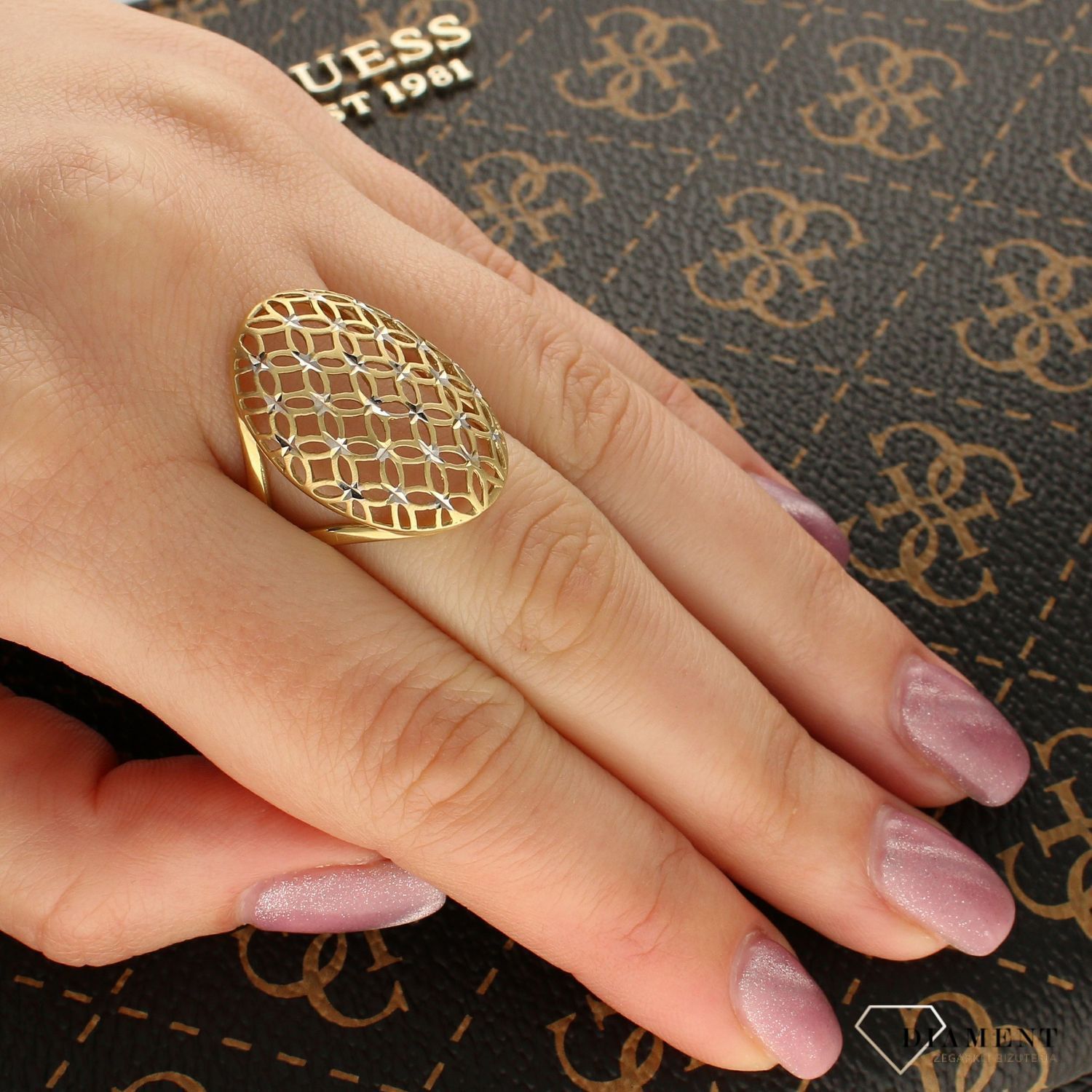 Złoty pierścionek ażurowy z dodatkiem białego złota DIA-PRS-5023-585 (1).jpg