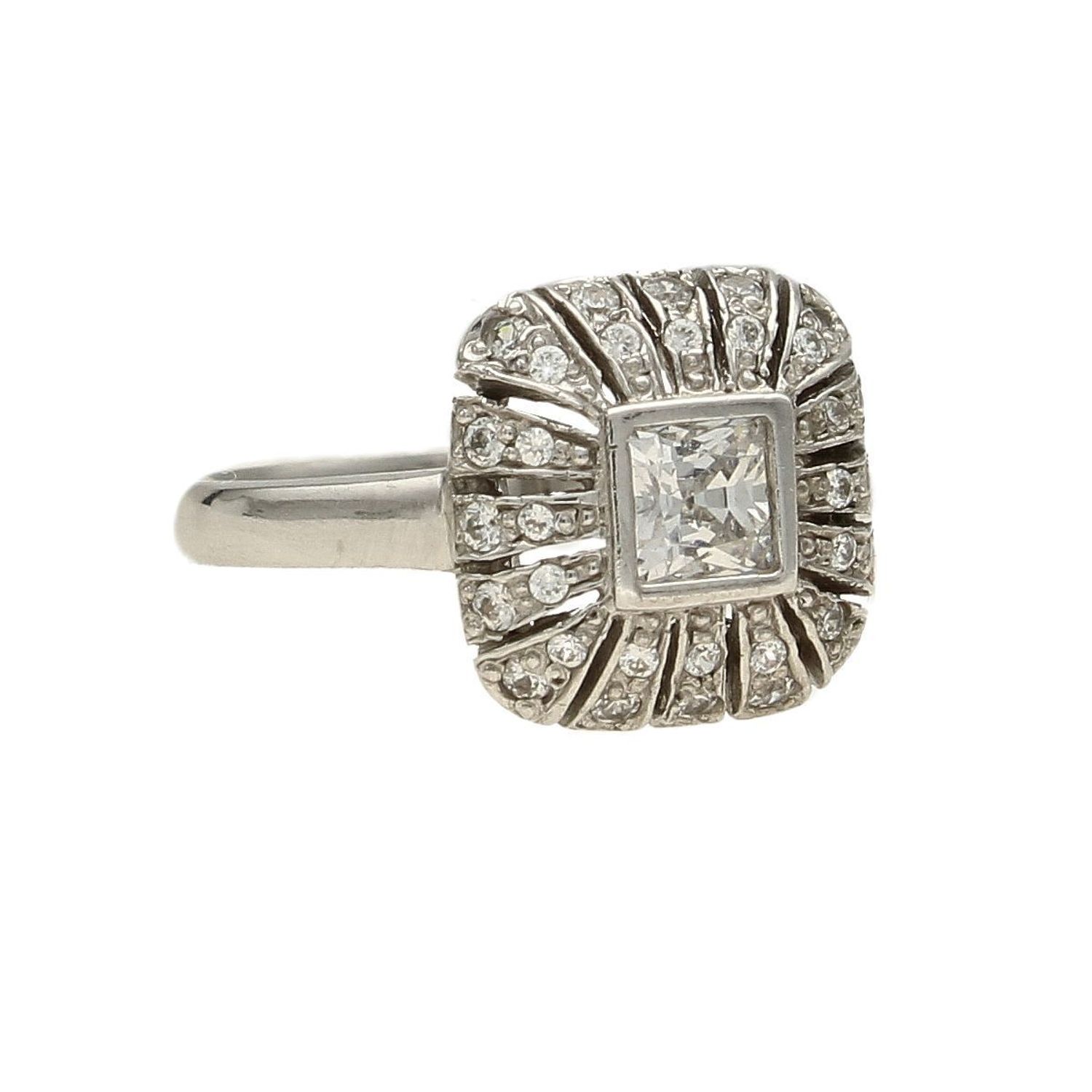 Złoty pierścionek białe złoto z blaskiem cyrkonii DIA-PRS-5024-585 (1).jpg