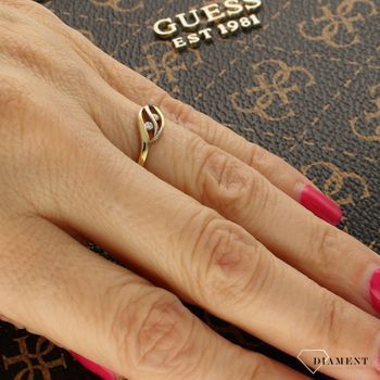 Złoty pierścionek z cyrkoniami DIA-PRS-5084-333.jpg