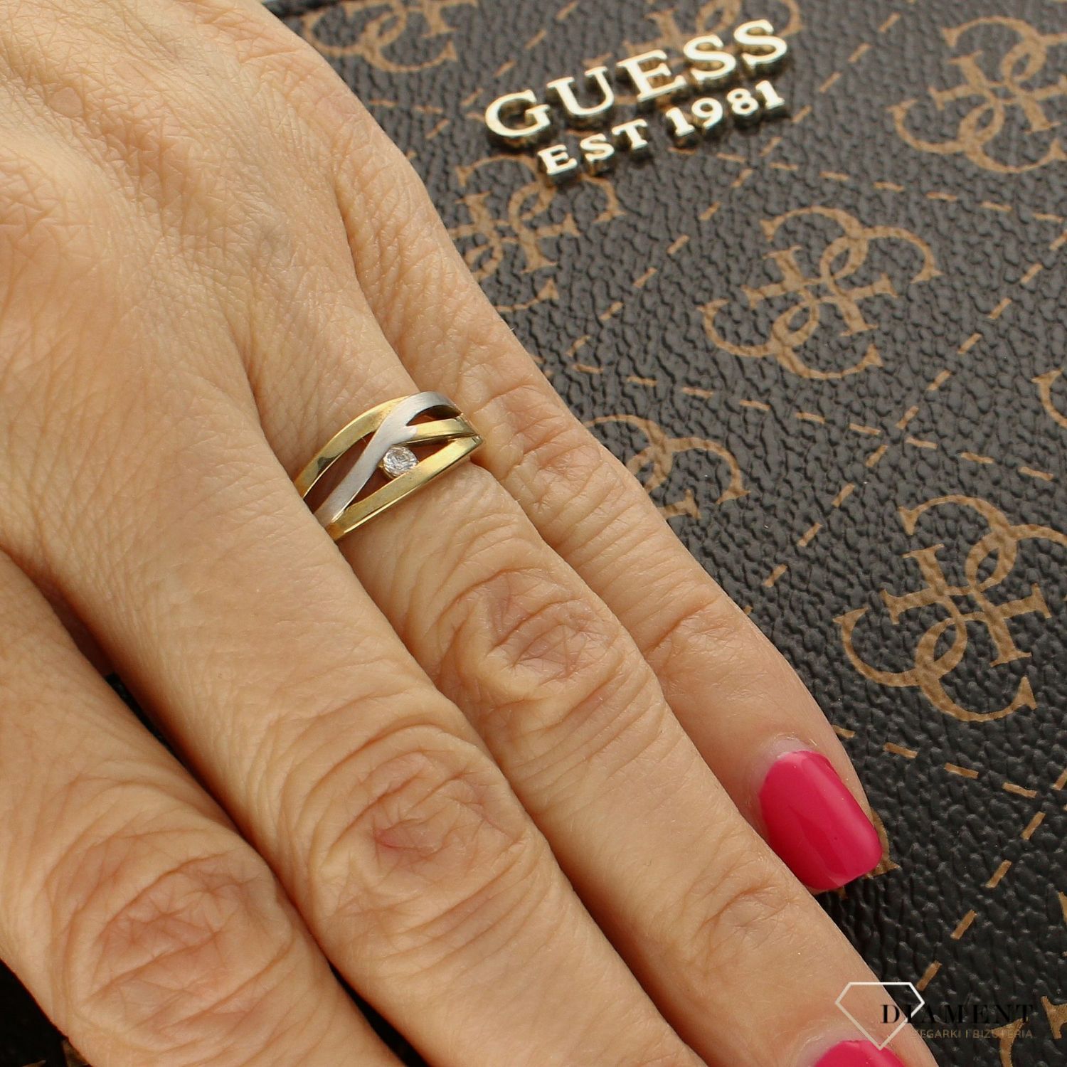 Złoty pierścionek białe złoto z cyrkonią DIA-PRS-5092-333.jpg