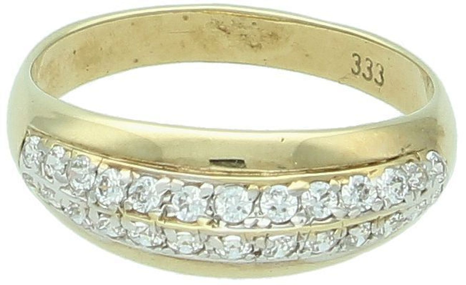 Złoty pierścionek 333 'Błysk cyrkonii' DIA-PRS-5114-333. Złoto próba 333. Złote pierścionki Apart. Biżuteria Apart. Złoty pierścionek w klasycznej odsłonie świetnie się sprawdzi na prezent z oka.jpg