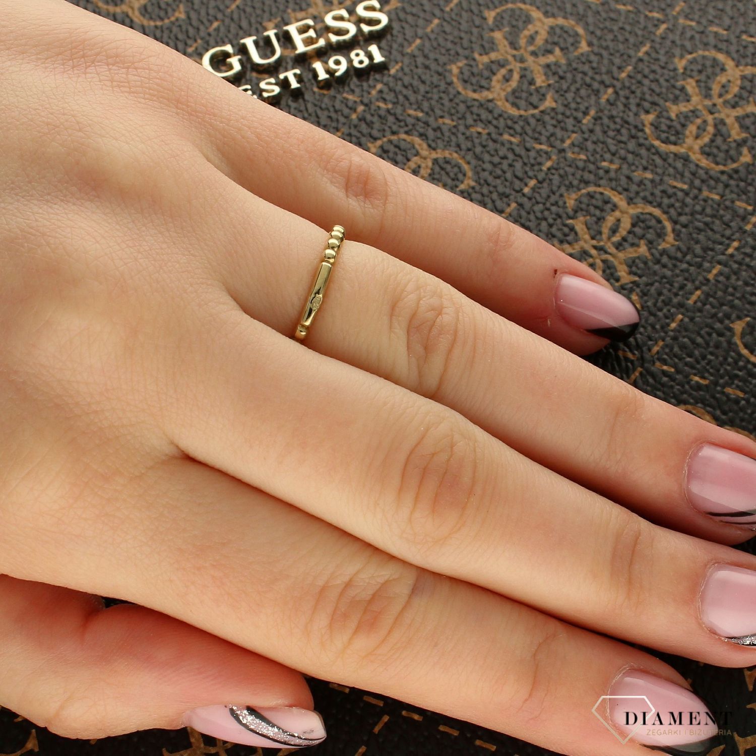 Złoty pierścionek 'Kula dyskotekowa'.jpg