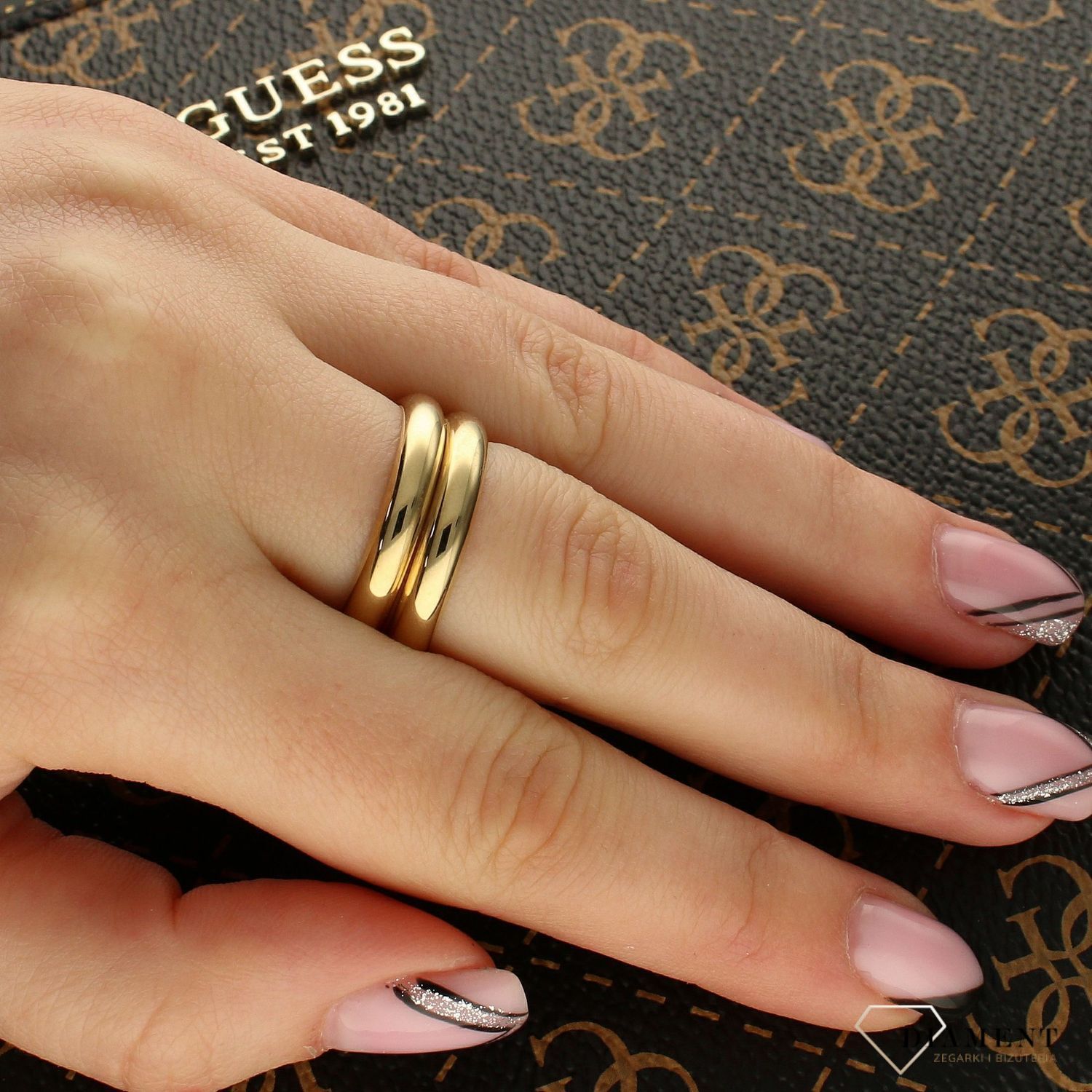 Złoty pierścionek spirala.jpg