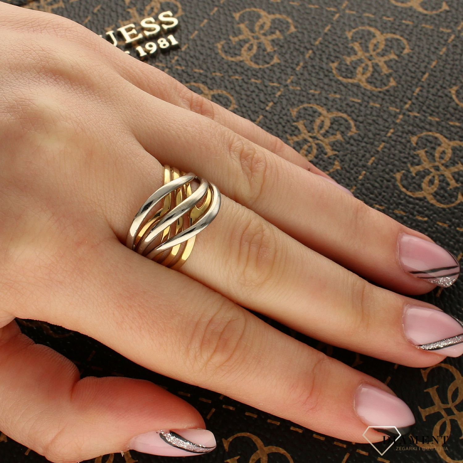 Pierścionek złoty 'Dwukolorowe fale' Au.jpg