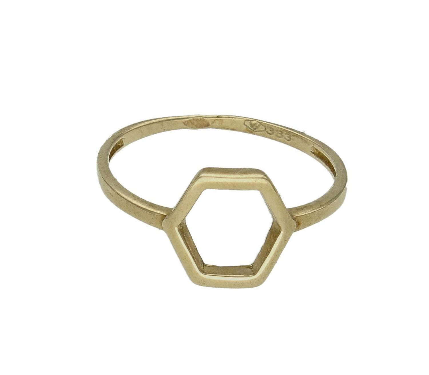 Złoty pierścionek 333 nowoczesny wzór DIA-PRS-5218-333. Pierścionek został wykonany z najwyższej jakości złota próby 333. Waga pierścionka wynosi około 3,06 gram. Pierścionek został ozdobiony geometrycznym wzorem, wpasowując (4).jpg