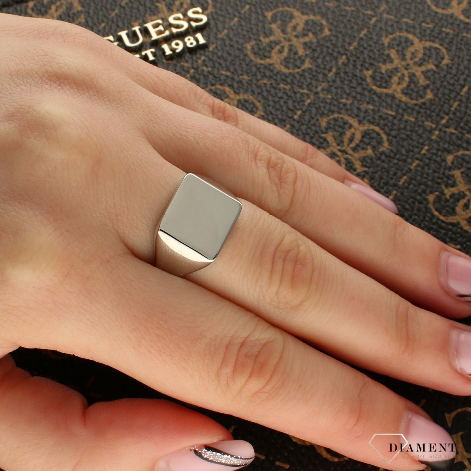 Sygnet srebrny, gładki prostokąt rozmiar regulowany DIA-PRS-5481-925 (1).jpg