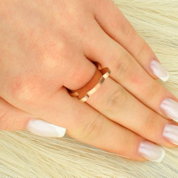 Stalowy Pierścionek Miś Różowe Złoto „Touse” – Rozmiar 15.jpg