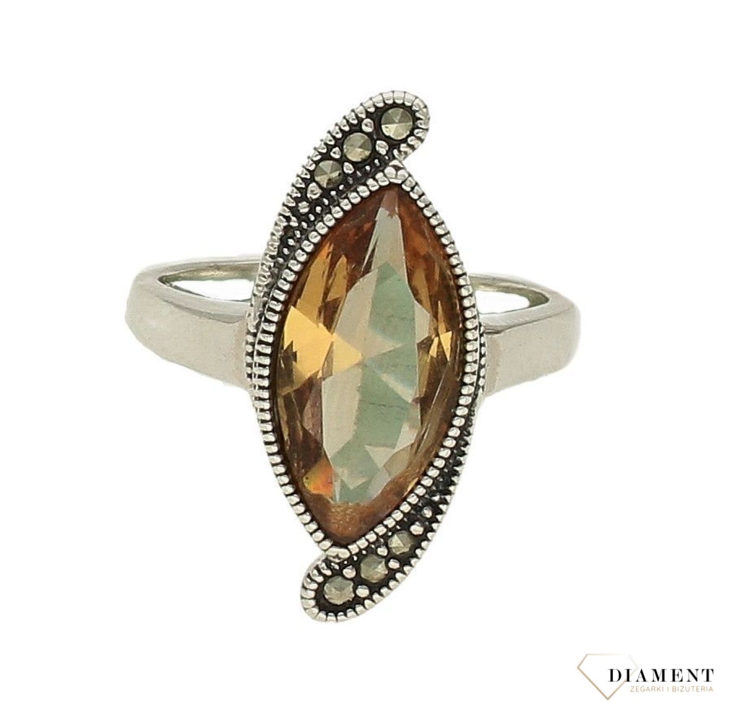 Pierścionek srebrny damski 'Elegancka czerwień' z markazytami DIA-PRS-6318-925. Pierścionek z kamieniami. Pierscionek z czerwony.jpg