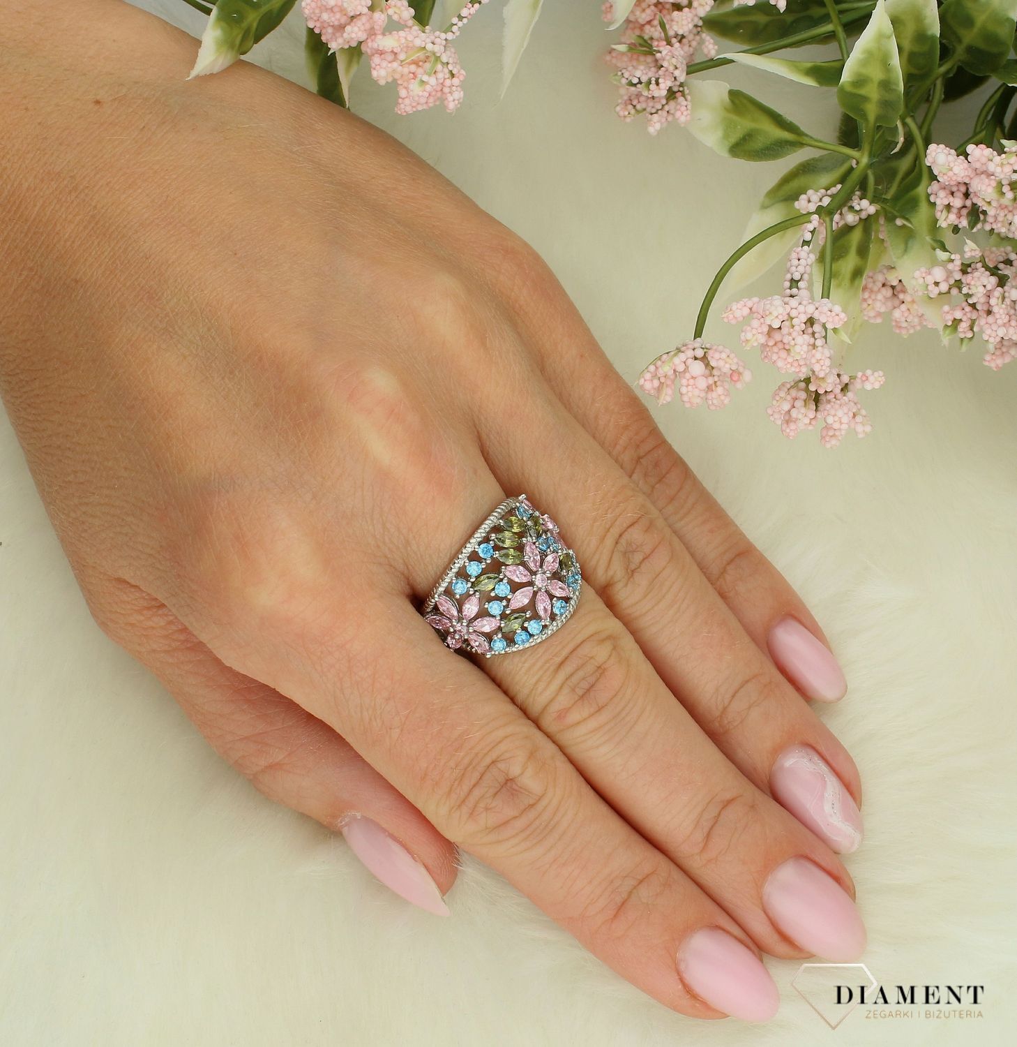 Srebrny pierścionek Kolorowe kwiaty 925 szeroki z kolorowymi cyrkoniami rozmiar 11 DIA-PRS-7170-925 2.jpg