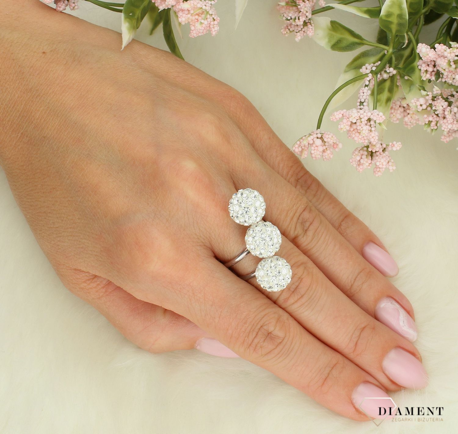 Srebrny pierścionek damski 925 kulki z kryształkami Swarovskiego DIA-PRS-7172-9255.jpg