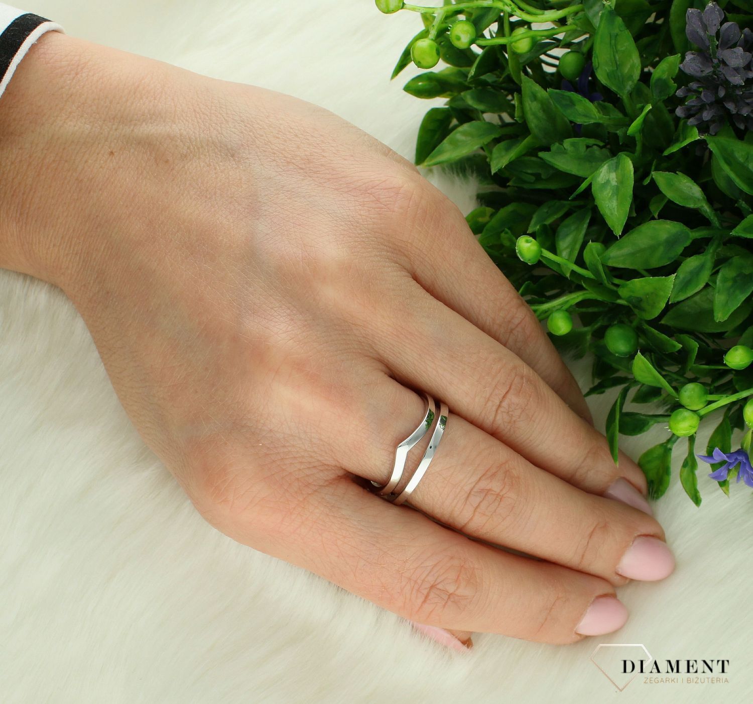 Srebrny pierścionek damski 925 podwójna obrączka rozmiar 17 DIA-PRS-7203-925 (2).jpg