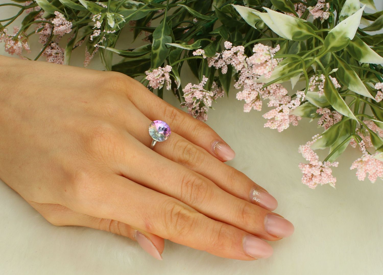 Srebrny pierścionek damski 925 Swarovski Elements rozmiar 12. Srebrny pierścionek damski. Pierścionek damski z kryształkiem Swarovskiego. Srebrny pierścionek damski na prezent.1.jpg