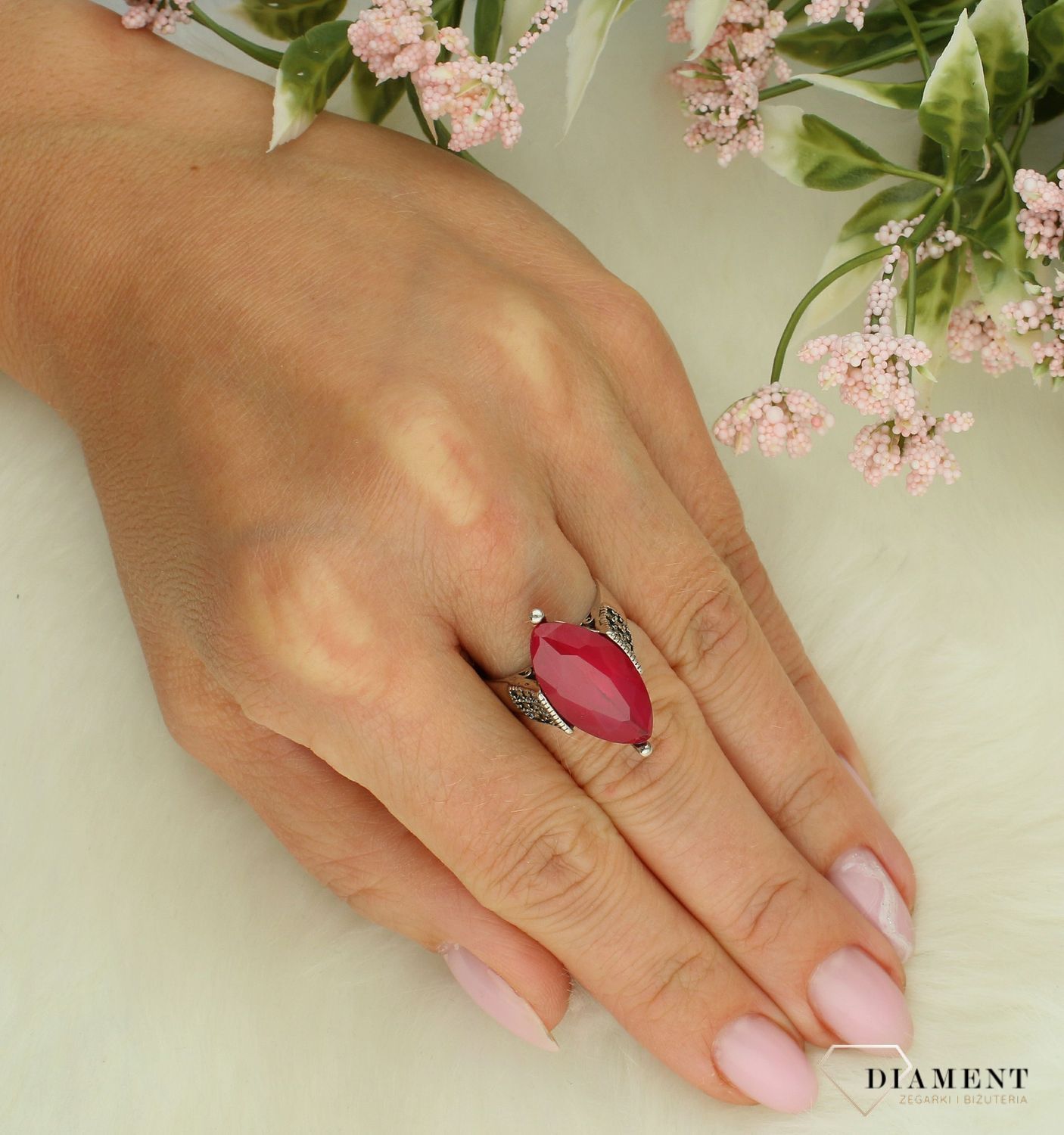 Srebrny pierścionek damski 925 z cyrkonią i markazytami rozmiar 13 DIA-PRS-7243-925 (2).jpg