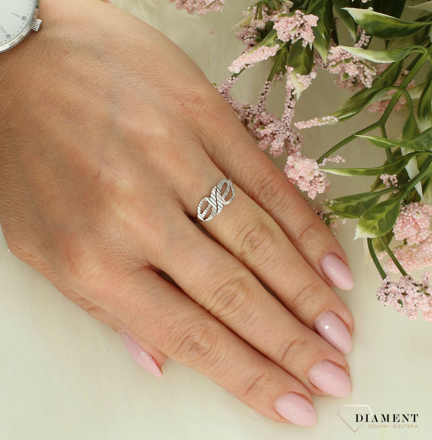 Pierścionek srebrny 925 grawerowany wzór rozmiar 10 DIA-PRS-7263-925 (2).jpg